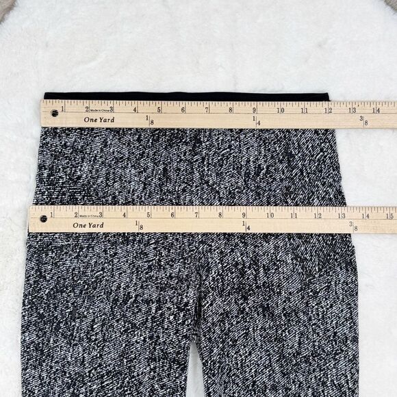 Lululemon Run On Power Luxtreme Leggings Irregular Denim Twill Black White 4 - Picture 11 of 14